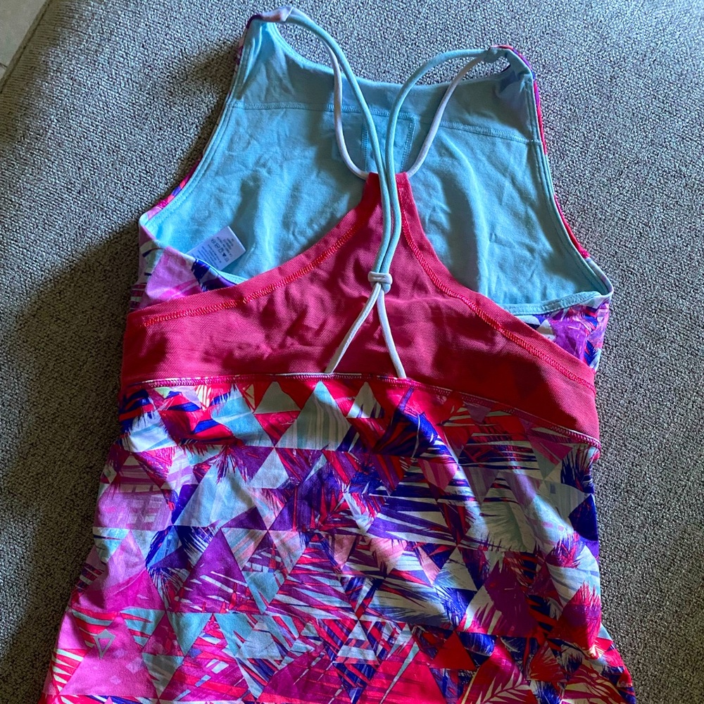 IVIVVA TANK